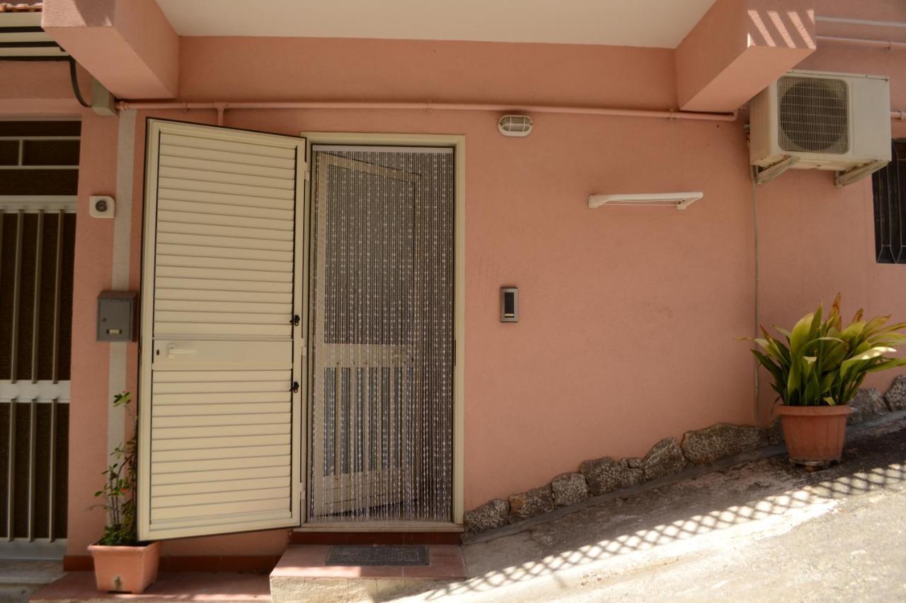 Casa Mare Naxos Flat - Home Holiday Giardini Naxos Esterno foto