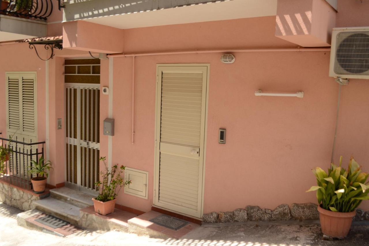 Casa Mare Naxos Flat - Home Holiday Giardini Naxos Esterno foto
